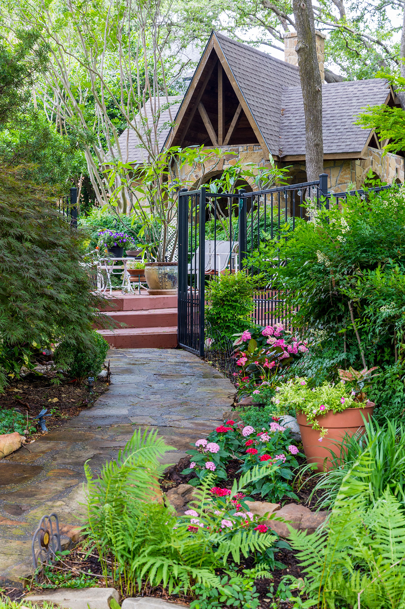 Covington Residence Backyard Path